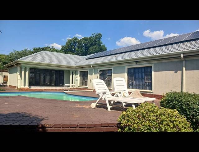 4 BEDROOM HOUSE FOR SALE IN CLAYVILLE